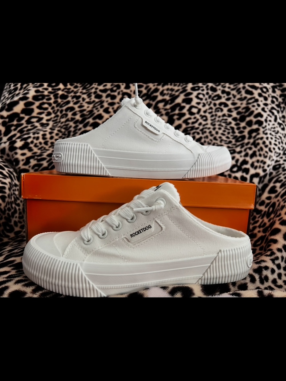 NEW in the box, NEVER WORN Rocketdog Cherry mules in white canvas
